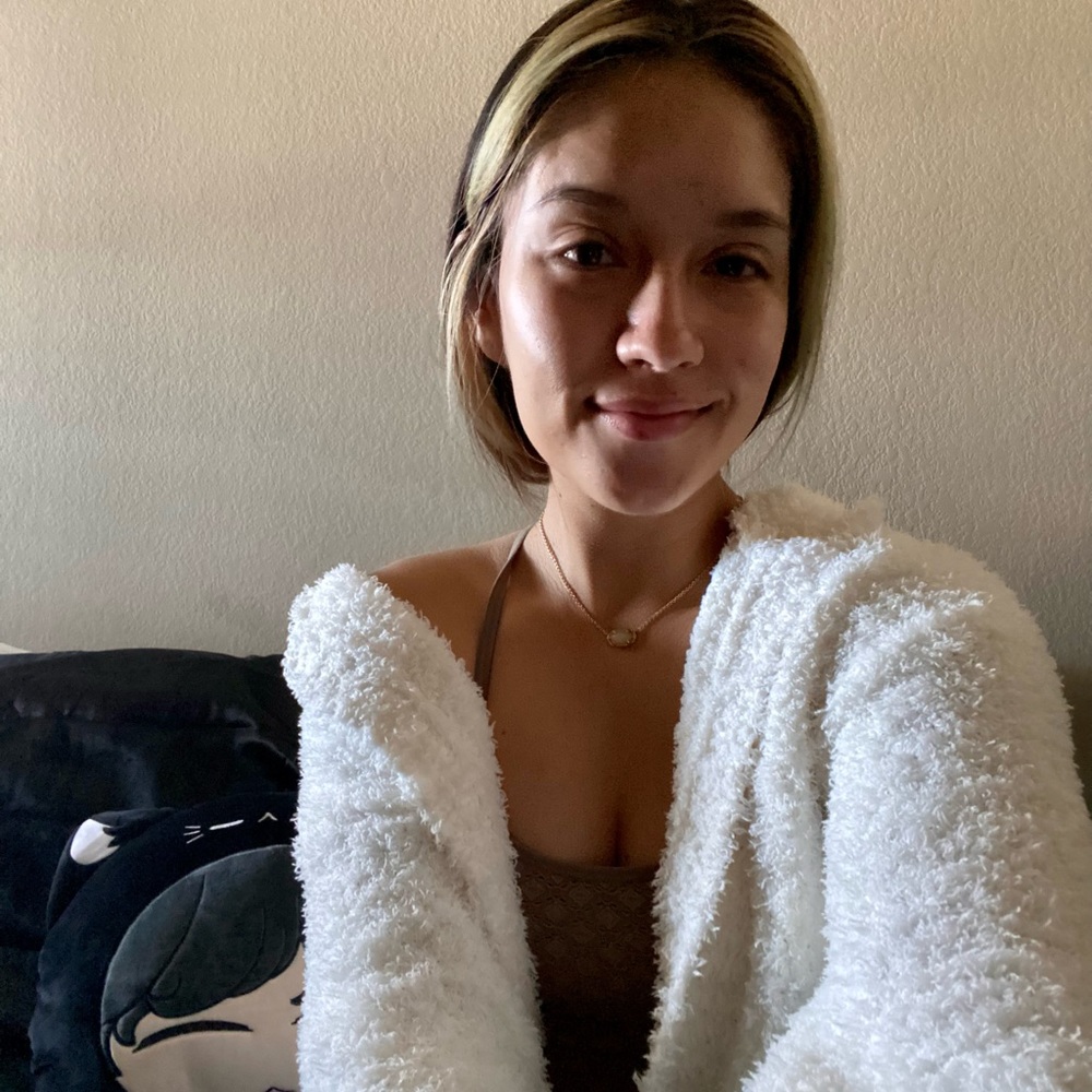 Meet your Posher, Jasmine